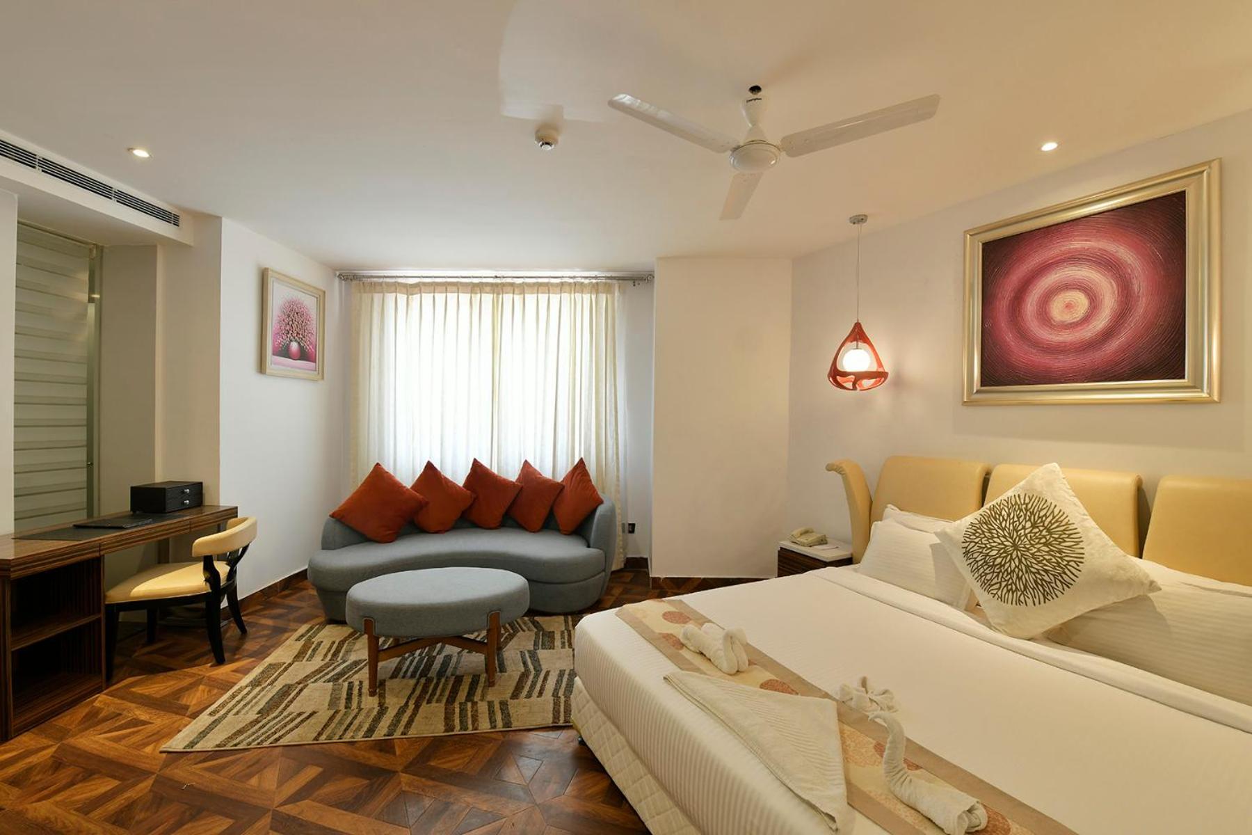 Hotel Pal Heights Mantra à Bhubaneswar Extérieur photo